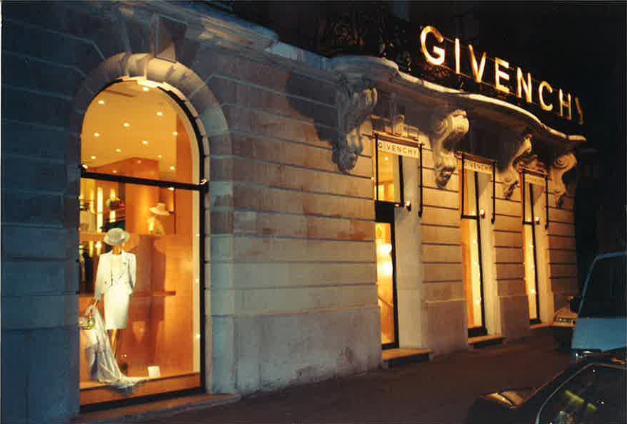 Rénovation boutique luxe Givenchy Paris